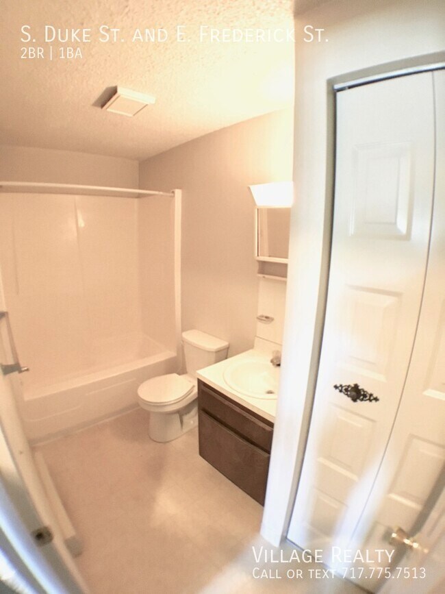 Building Photo - 119 S Duke St