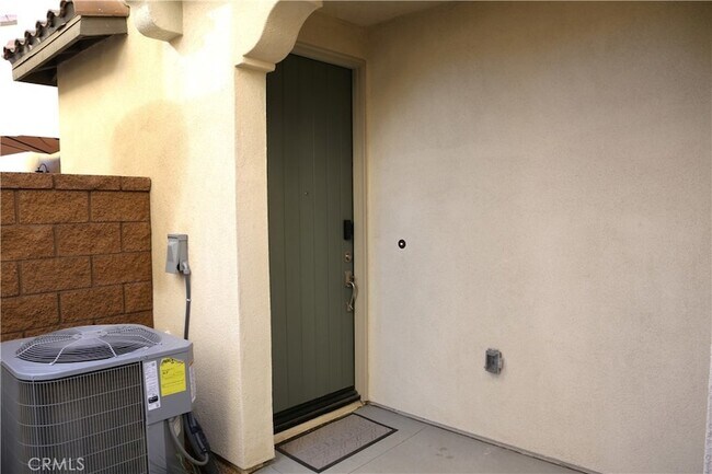 Building Photo - 16670 Crocus Ln