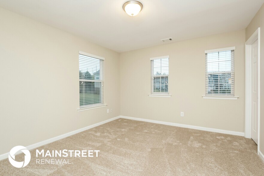 Building Photo - 1260 Sailwind Ct