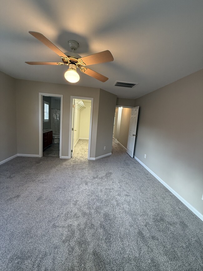 master bedroom - 110 Sudbury Ln