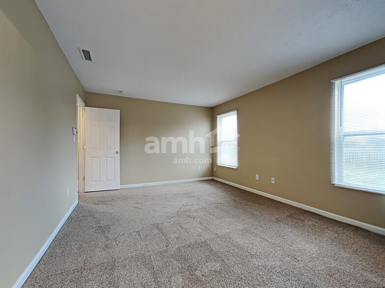 Building Photo - 12232 Carriage Stone Dr
