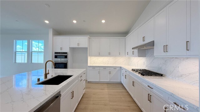 Building Photo - 18343 Matilija Wy