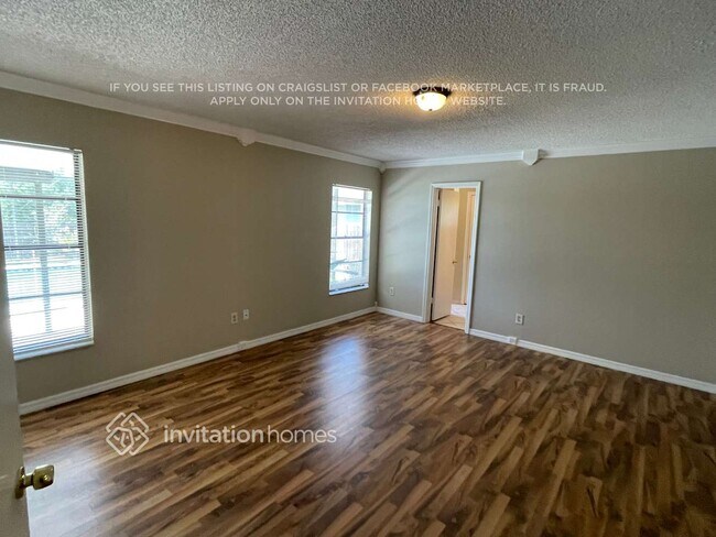 Building Photo - 606 Brookfield Loop