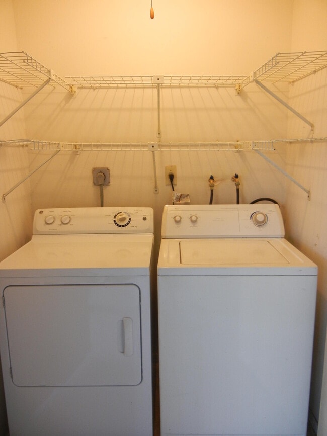 Building Photo - 23398 Lyons Rd