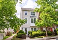 Building Photo - 719 Rainier Rd