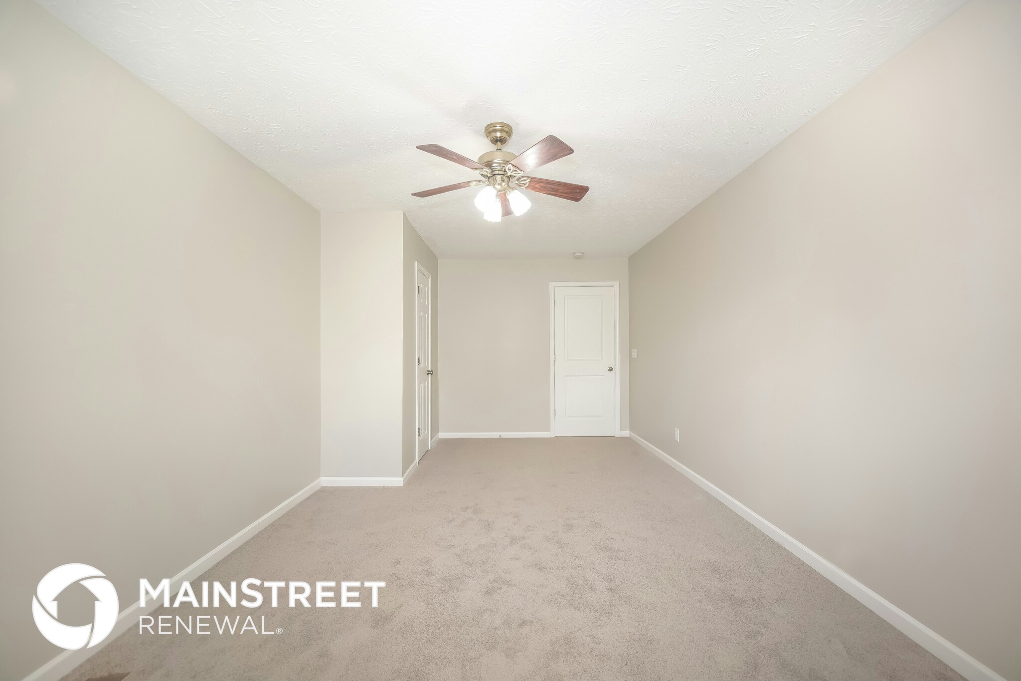 Building Photo - 113 Oakview Dr