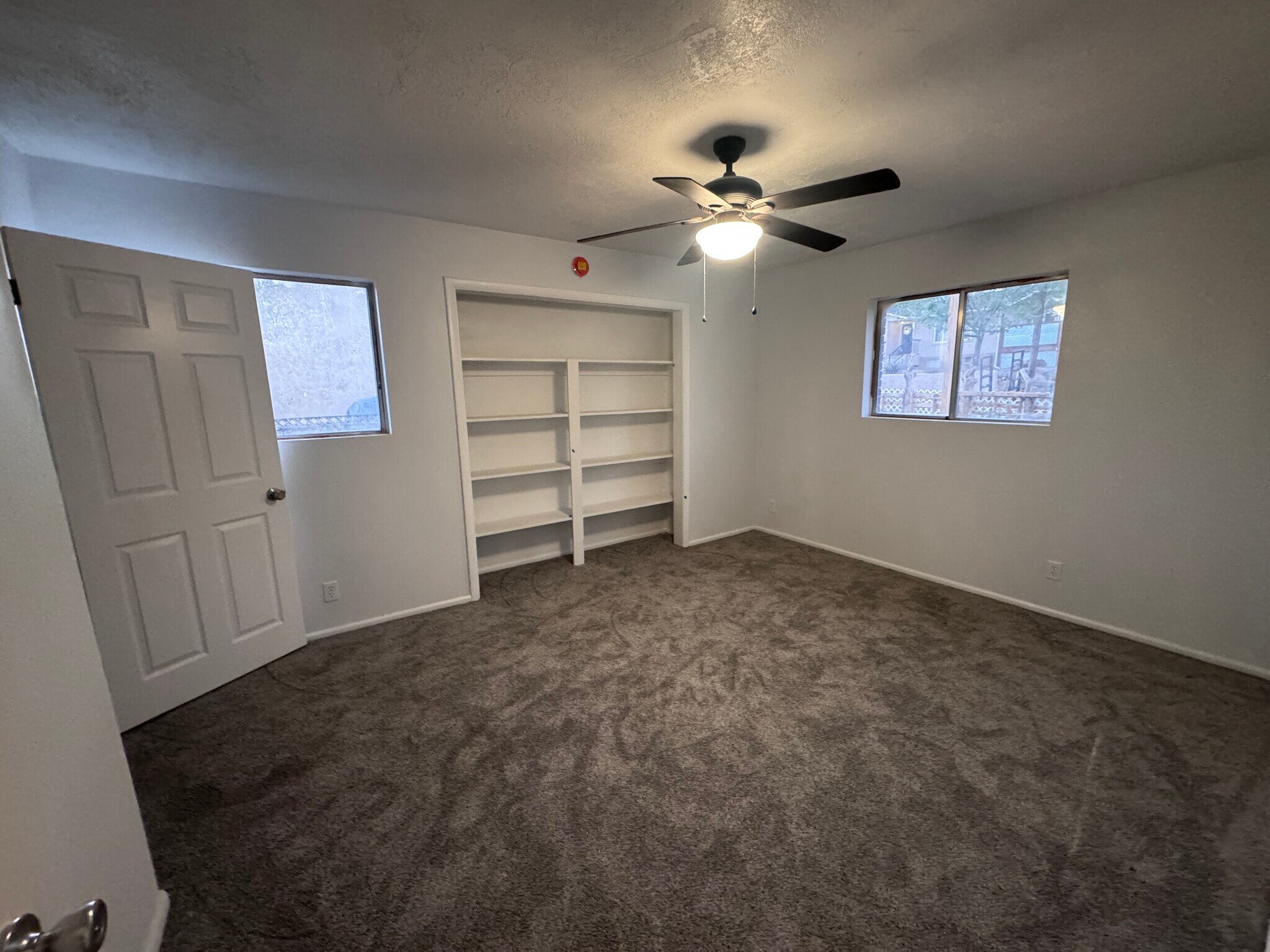 Building Photo - 374 Village Way