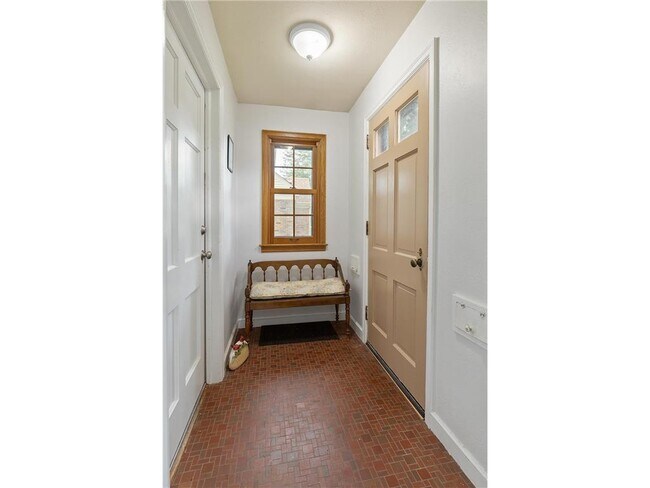 front (shared) entrance - 5421 Chicago Ave