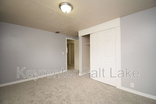 Building Photo - 6131 Misty Way