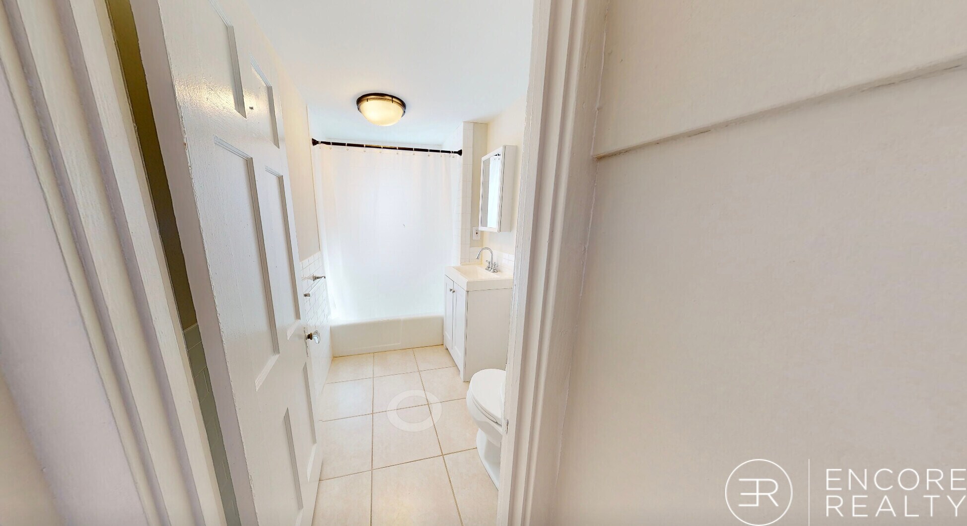 Building Photo - 38 Gibson St