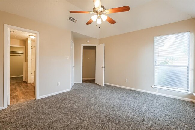 Building Photo - 13134 Vista Oro Dr
