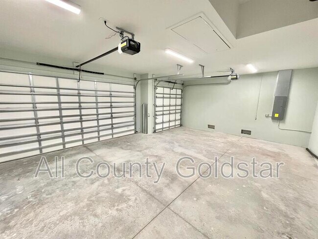 Building Photo - 8374 Agate St