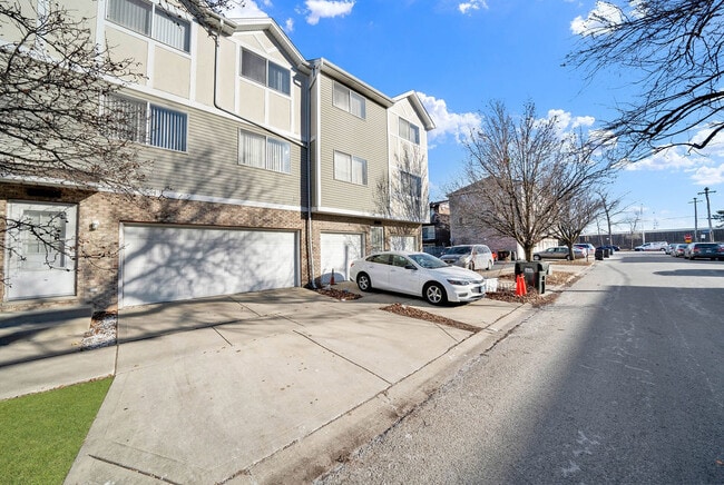 Building Photo - 7024 100th St