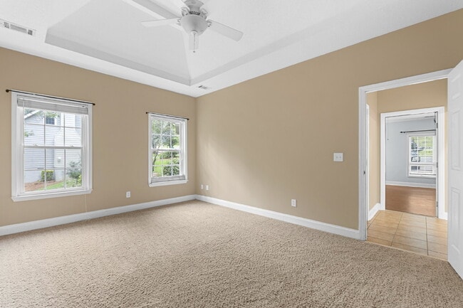 Building Photo - 406 Aspen Ct