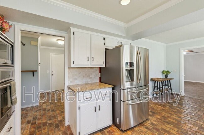 Building Photo - 7217 NW 118th St
