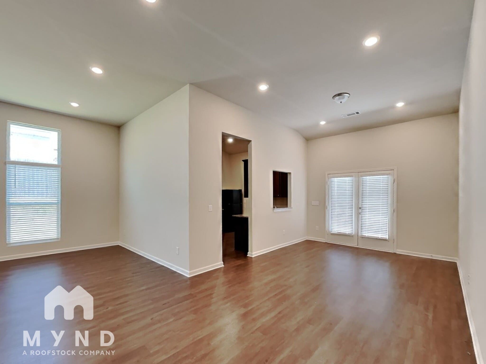 Building Photo - 803 Golden Bell Wy