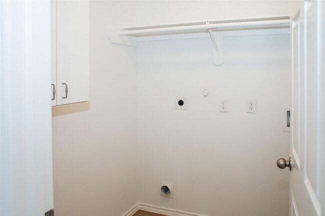 Building Photo - 9402 Borden Bluff Ln