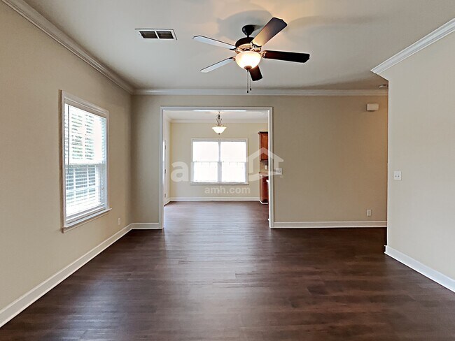 Building Photo - 5337 Cloister Dr