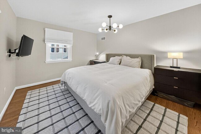 Building Photo - 5601 Beam Ct