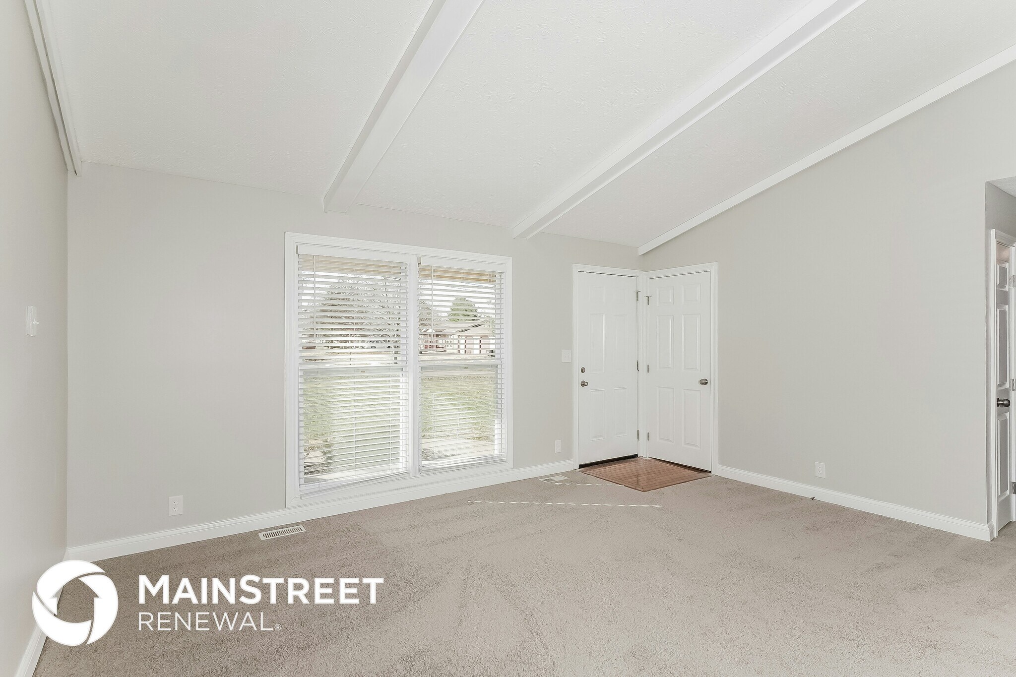 Building Photo - 270 Adams Dr