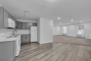 Interior Photo - Riverside Apartments