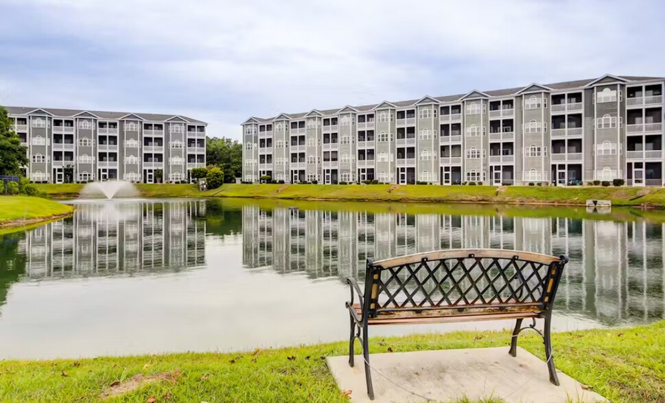 Building Photo - 4522 N Plantation Harbour Dr