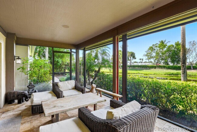 Building Photo - 2835 Polo Island Dr