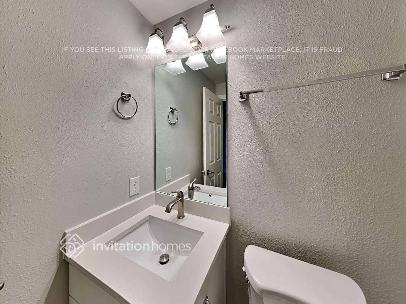 Building Photo - 14416 11th Ave Ct E