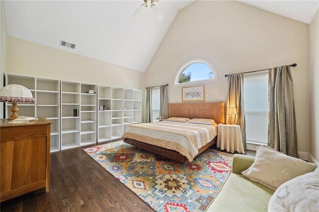 Building Photo - 12510 Preserve Ln
