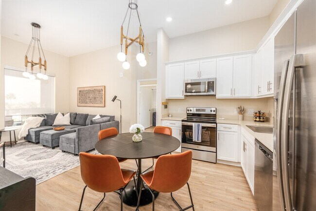 Building Photo - 4384 Iowa St