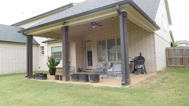 Building Photo - 1264 Mountain Side Dr
