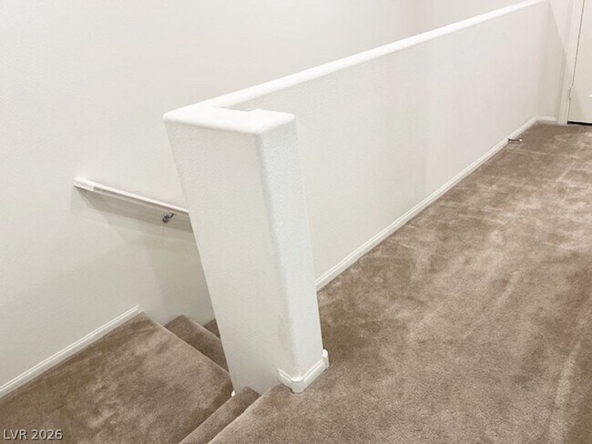 Building Photo - 5363 Lazy Breeze Ave