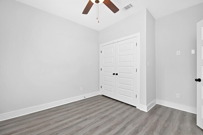 Building Photo - 5087 San Pedro Ct