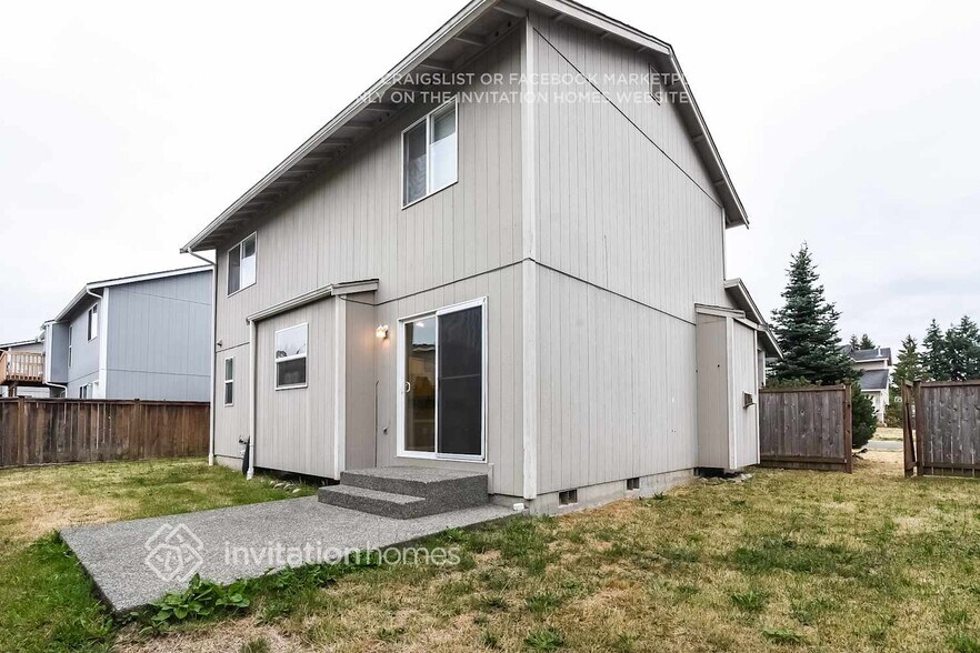 Building Photo - 8217 186th St Ct E