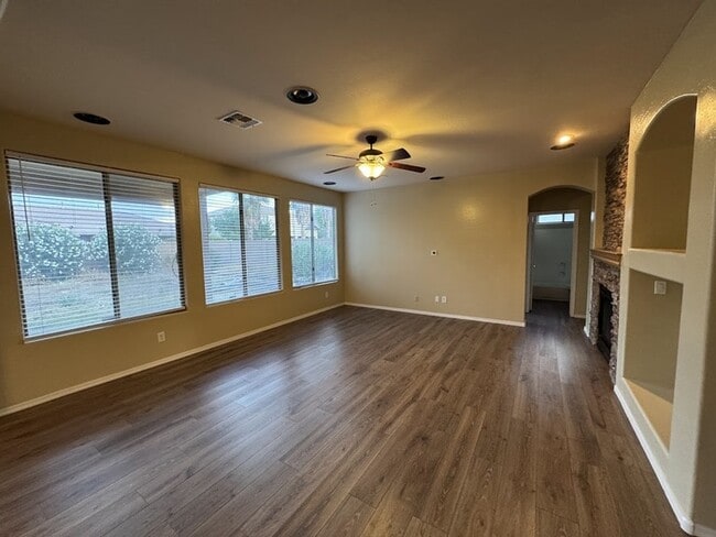 Building Photo - Laveen 5 Bedroom in Gated Community