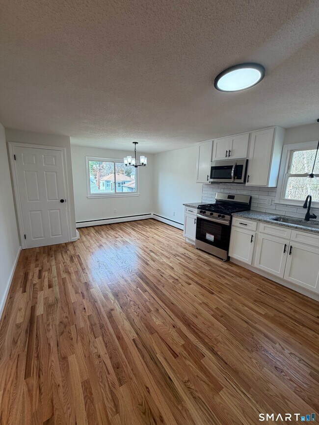 Building Photo - 163 Collins St