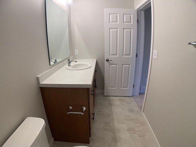 Building Photo - Valley View Townhomes