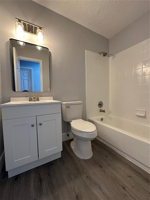 Building Photo - 3915 Anthony Ln