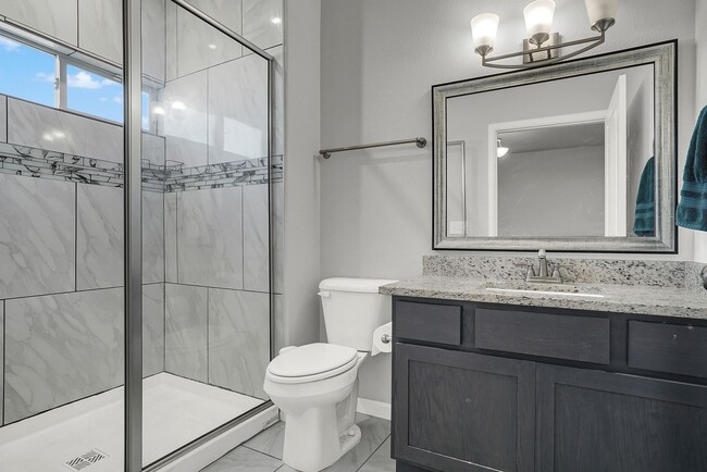 Building Photo - Upper Valley 2 Bedroom 2.5 Bath