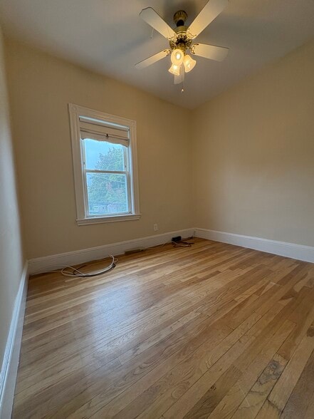 Building Photo - 22 Plimpton Ave