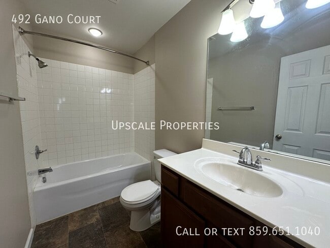 Building Photo - 492 Gano Ct
