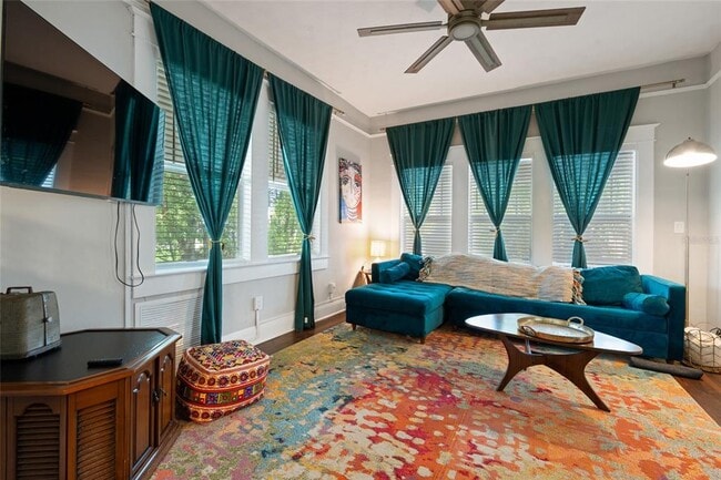 Building Photo - 905 E 22nd Ave.