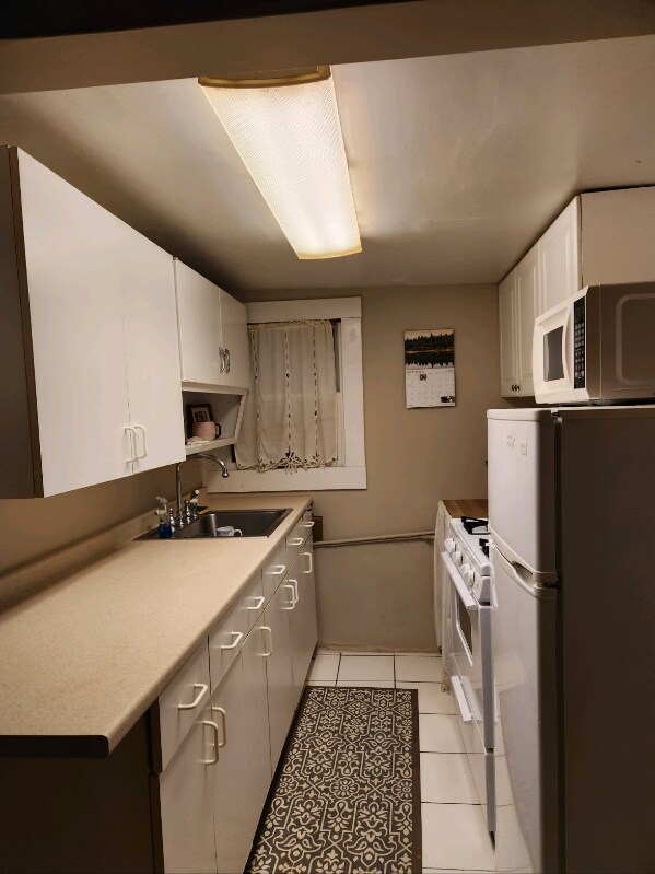 Building Photo - 183 Harbor Ct