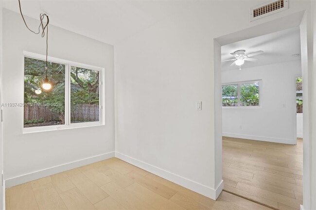 Building Photo - 3365 William Ave