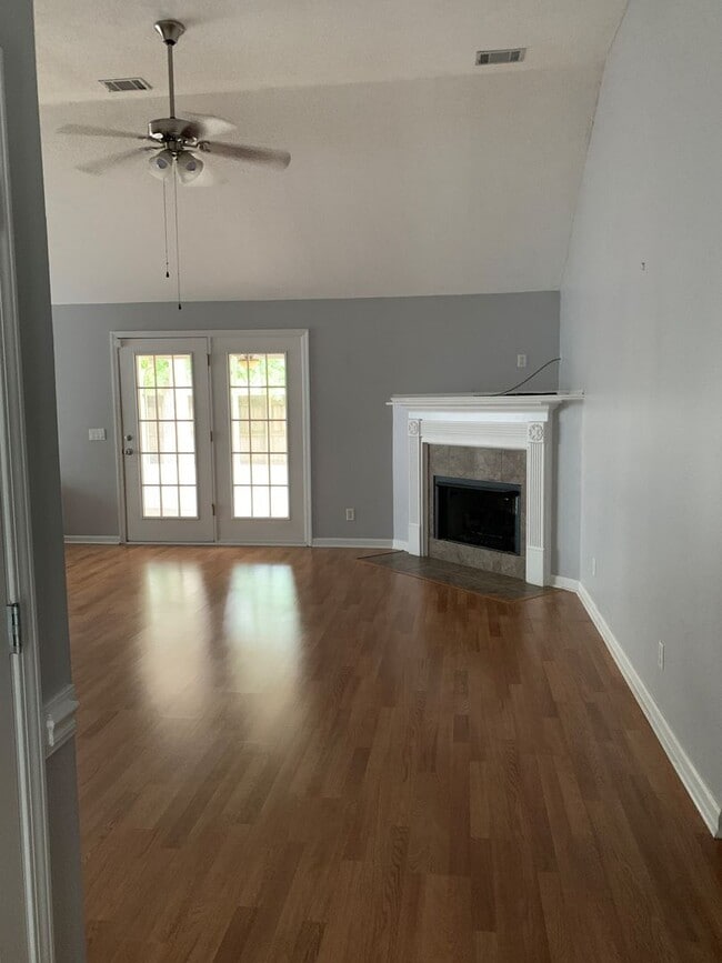 Building Photo - Pooler- Hampton Place-Off Quacco Rd