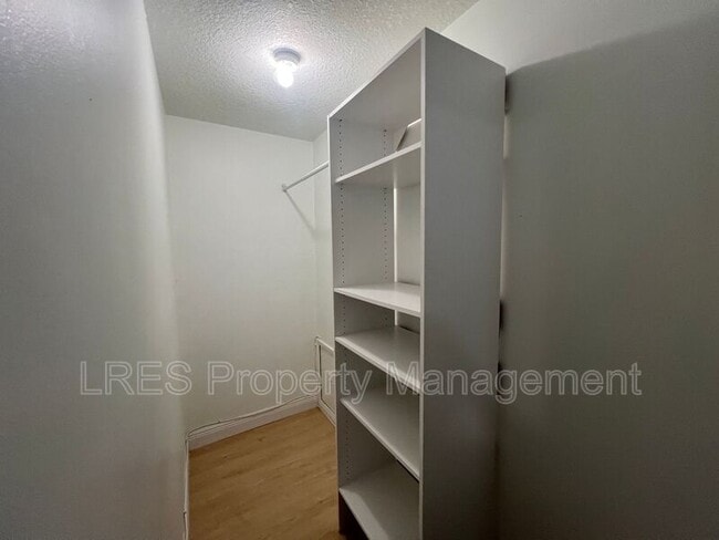 Building Photo - 1130 Quintuplet Dr