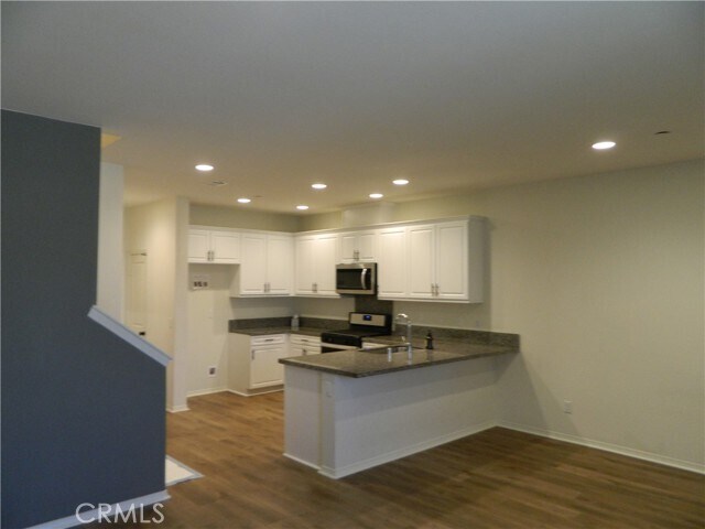Building Photo - 2845 E Berry Loop Privado