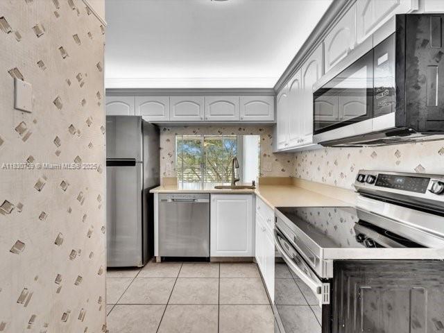 Building Photo - 9311 Orange Grove Dr