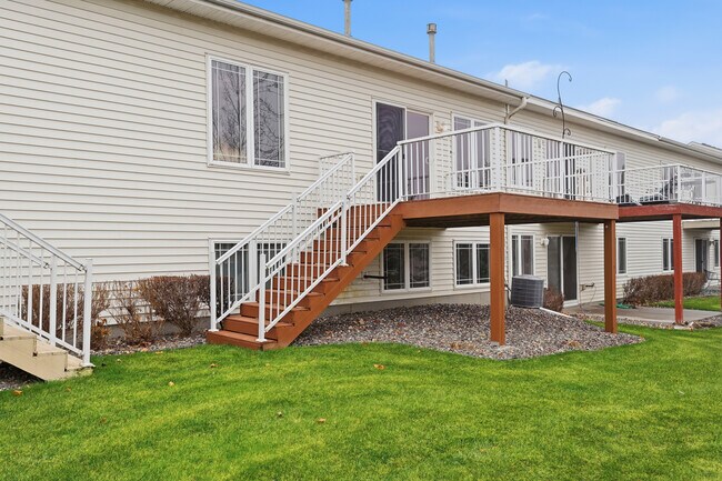 Building Photo - 6368 Manchester Ave NE