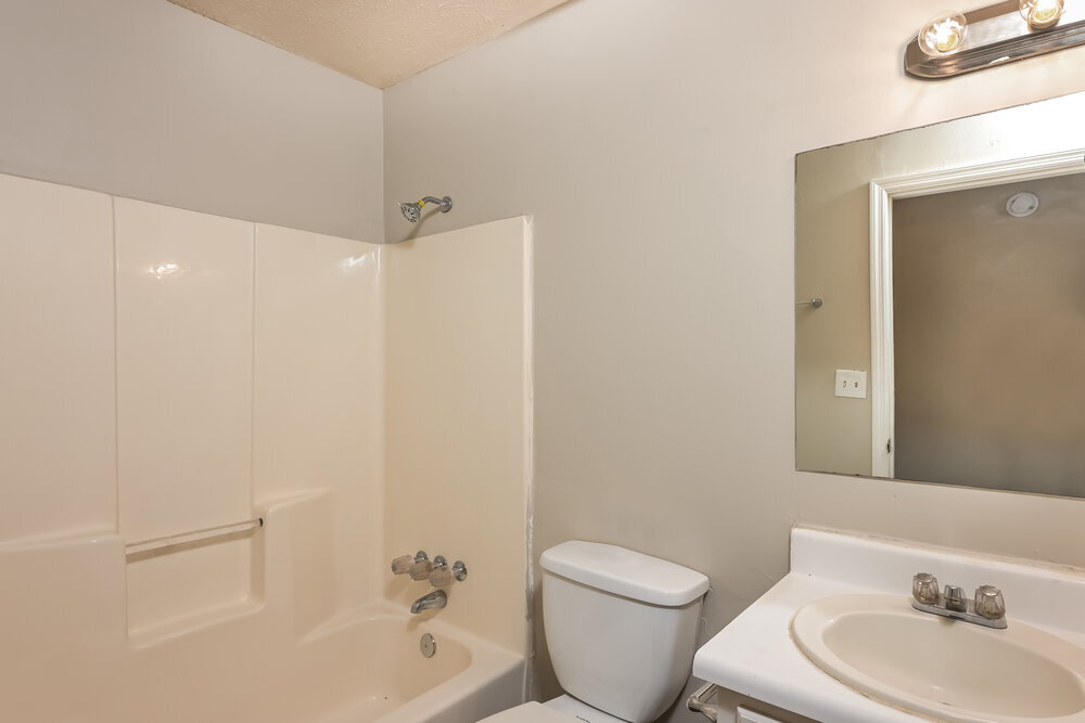 Building Photo - 8756 Ansley Way